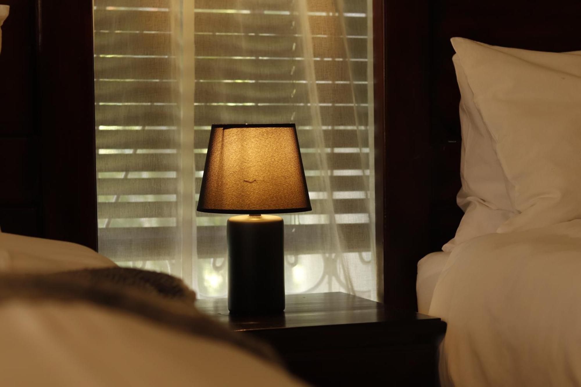 Room In Villa - Zambezi Family Lodge - Elephant Room วิกตอเรียฟอลส์ ภายนอก รูปภาพ