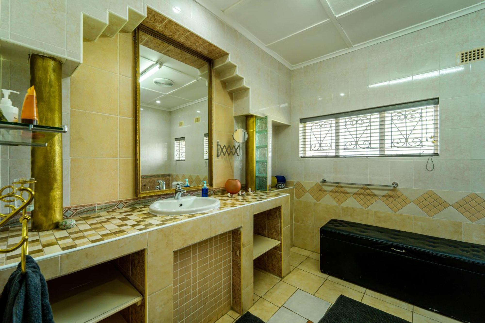 Room In Villa - Zambezi Family Lodge - Elephant Room วิกตอเรียฟอลส์ ภายนอก รูปภาพ